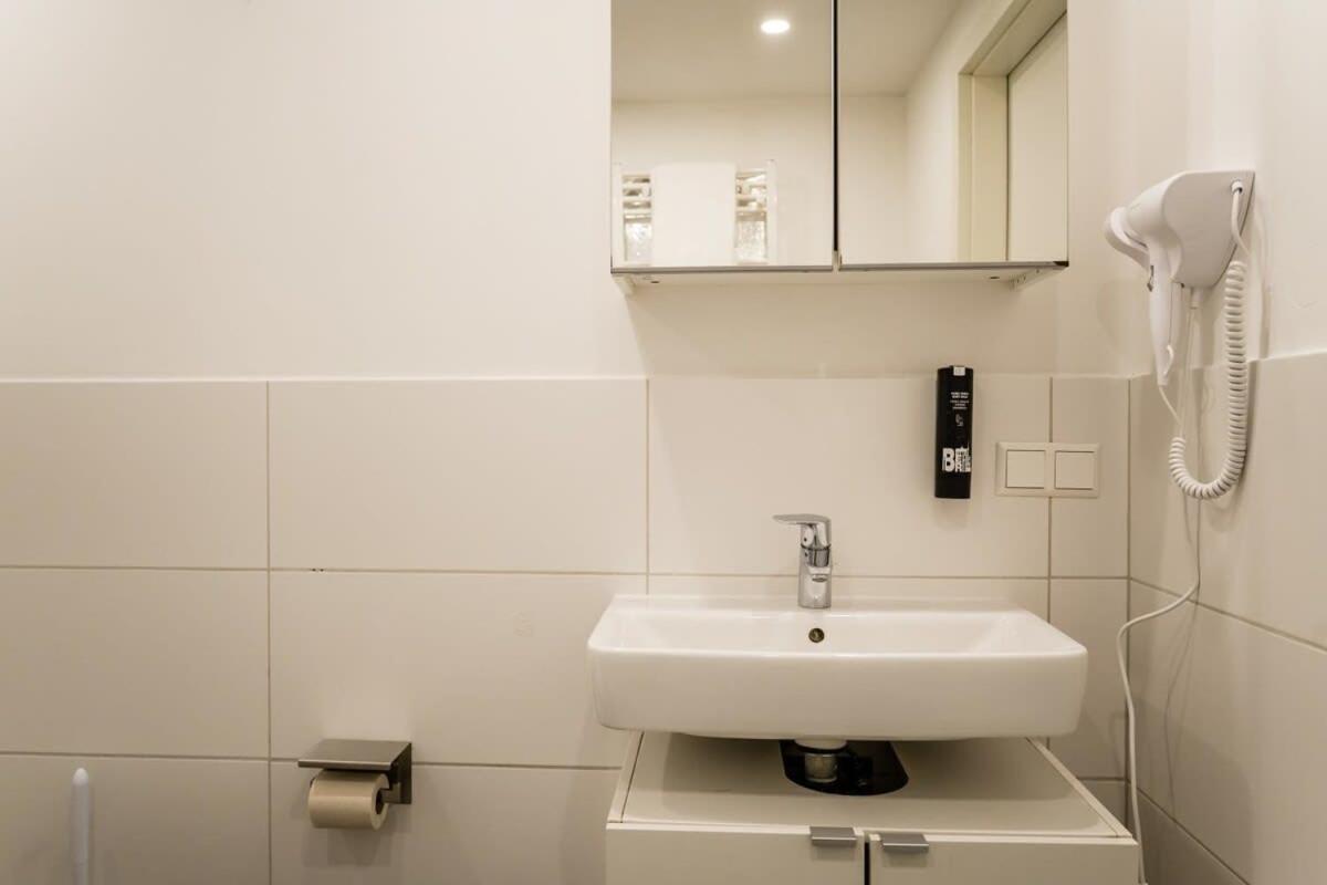 Stylish Loft Close To Boxhagener Platz Berlijn Buitenkant foto