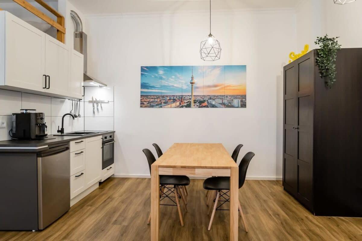 Stylish Loft Close To Boxhagener Platz Berlijn Buitenkant foto