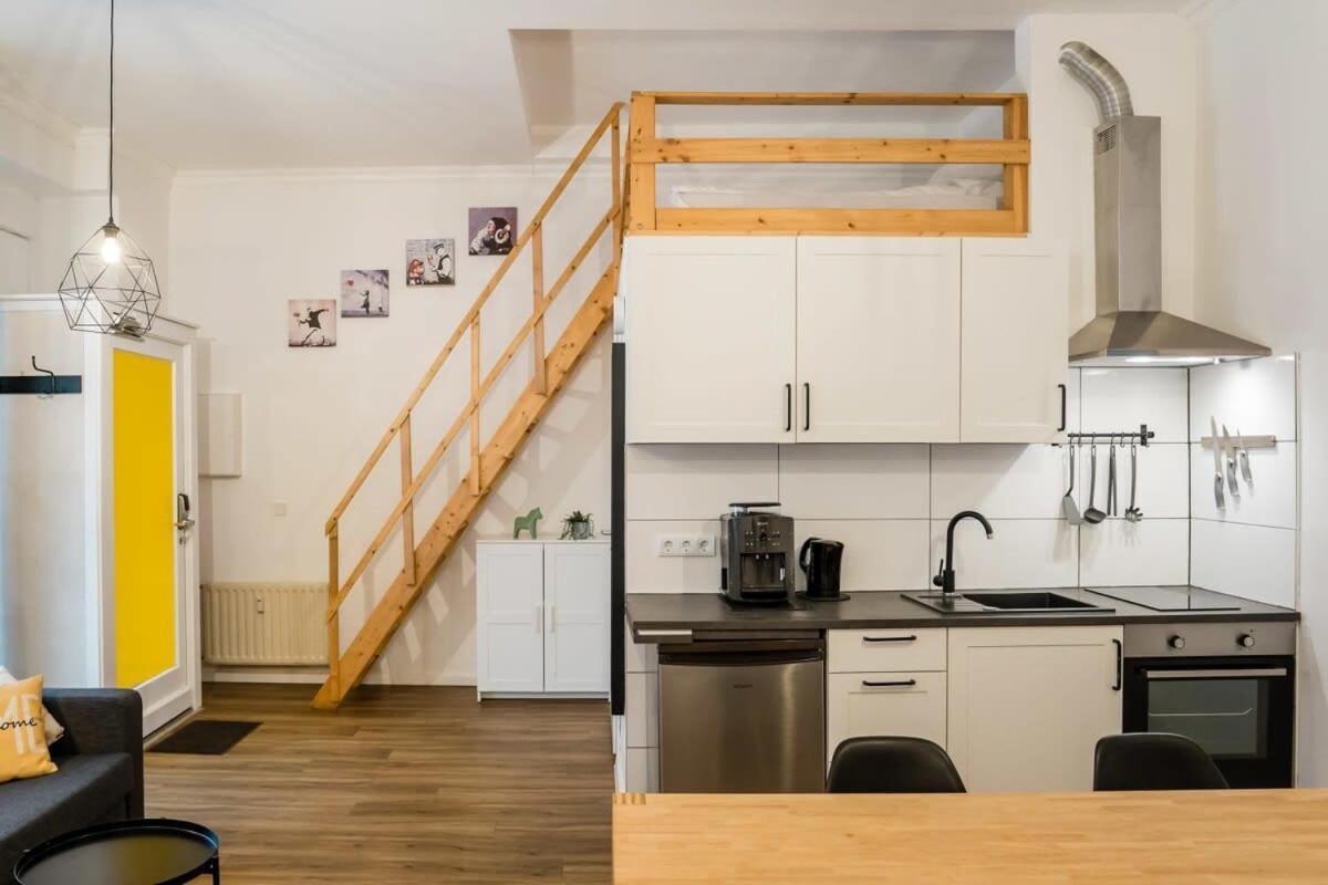 Stylish Loft Close To Boxhagener Platz Berlijn Buitenkant foto